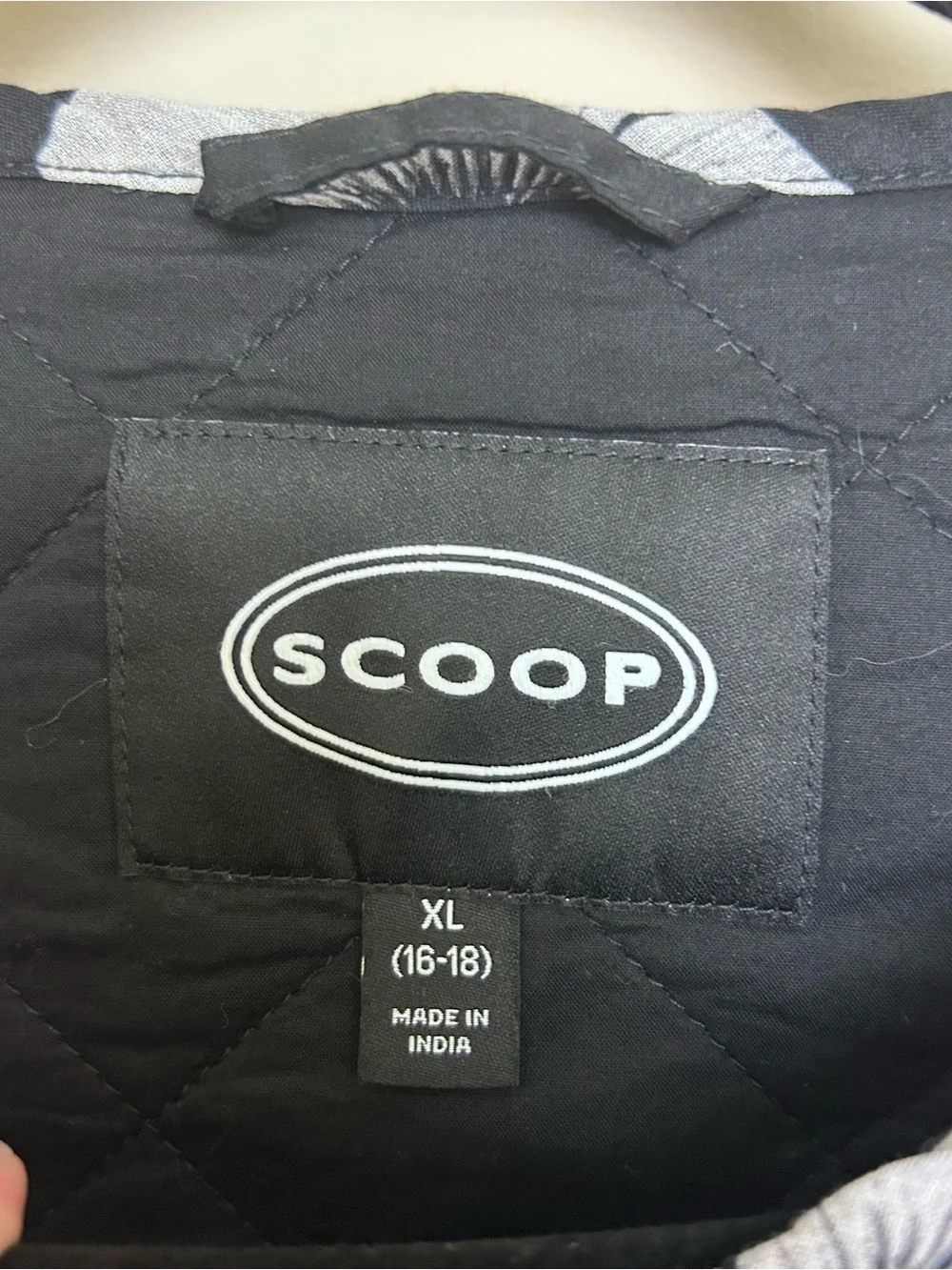 SCOOP Women’s XL Cotton Floral Print Quilted Jacket Black/White Floral NWT